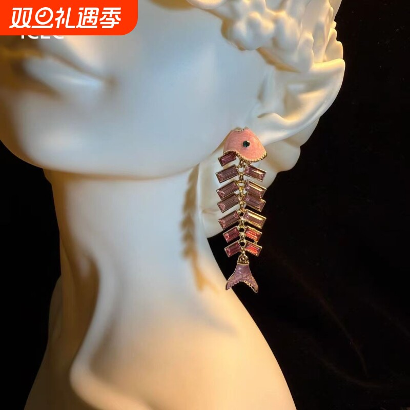 「岁岁欢鱼」甜美爆闪粉色鱼骨拼接耳钉甜酷风重工夸张个性耳饰女