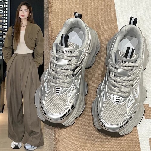 意尔康心选爆款厚底银色老爹鞋女2026新款春秋季增高休闲百搭网面