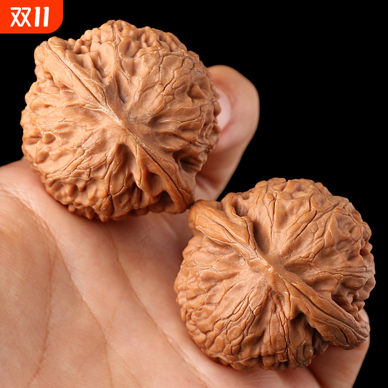 文玩核桃涞水宫灯玉玺狮子头配对上手盘捻红男女随身把件野生手把