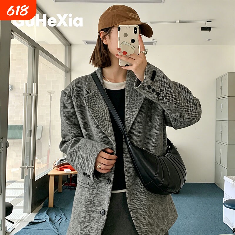GU HE XIA2026新款女包牛角包小众通勤斜挎包高颜值韩版单肩包