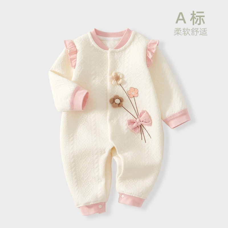 婴儿夹棉衣服春秋冬外出服女宝宝连体衣公主满月百天哈衣爬服春装