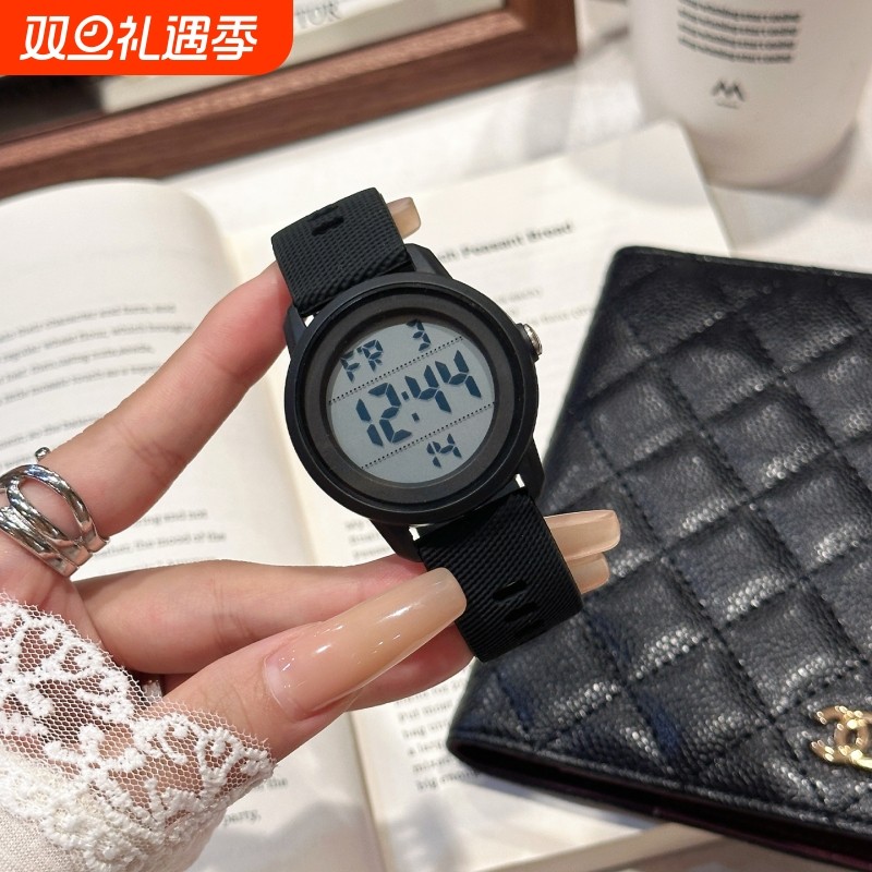青少年儿童简约手表电子表男初高中学生表女男孩运动表防水夜光