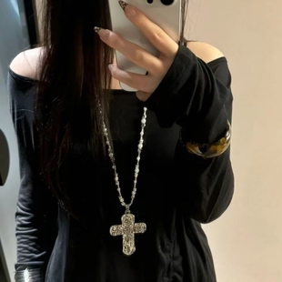 欧美亚文化十字架吊坠项链女潮流小众时尚Y2K重工毛衣链辣妹配饰