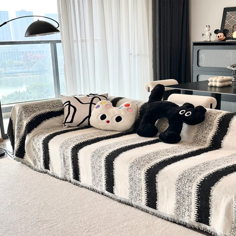 沙发巾轻奢高级感防猫抓雪尼尔四季通用沙发巾套罩沙发垫防滑