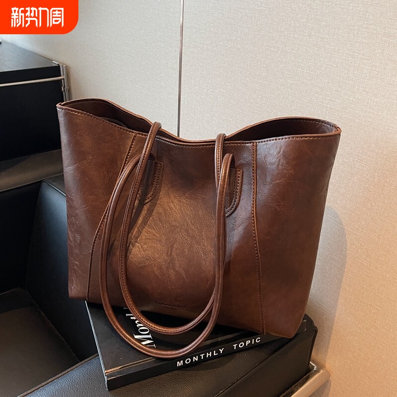 美拉德复古包包女大容量2026新款休闲百搭单肩包高级感通勤托特包