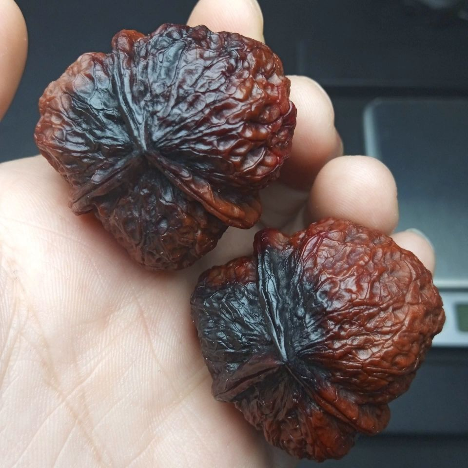 云铁文玩核桃【七彩三棱】文玩手把件蛤蟆头金蟾疙瘩包自然落地果