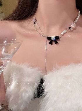 丝绒蝴蝶结项链秋冬新款小众轻奢高级感毛衣链颈链潮多层锁骨吊坠