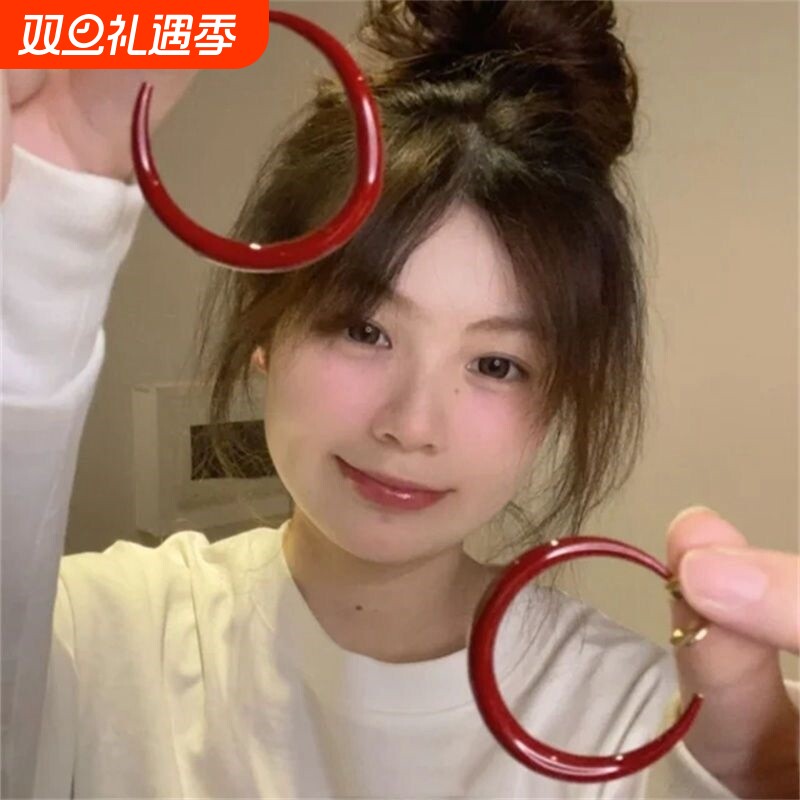 方圆脸适配度超高_港风复古红大耳圈耳夹小众设计感蚊香盘无痛女