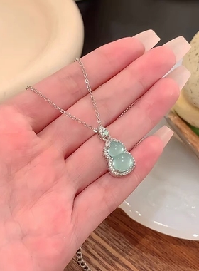 新中式玉葫芦项链女2025新款爆款古风锁骨颈链轻奢小众高级感配饰