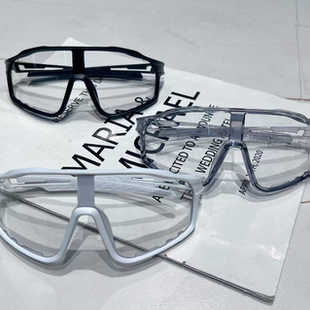 登山骑行雪地专用滑雪护目镜防风防沙防紫外线眩光冬季 墨镜滑雪镜