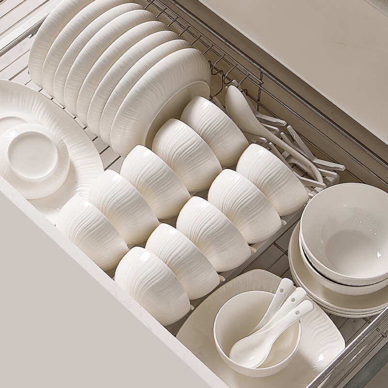 轻奢餐具套装碗家用陶瓷碗盘套装家用漂亮的碗碟碗具釉下彩可微波