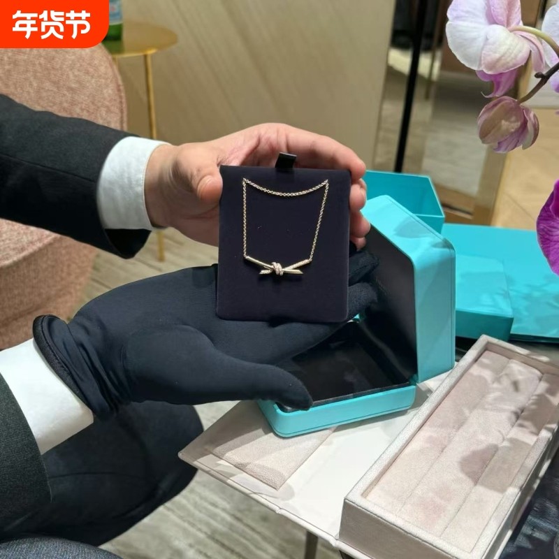 全新原单品质镶钻绳结项链女18K金交叉蝴蝶结锁骨链女谷爱凌同款,饰品/流行首饰/时尚饰品新,项链,淘宝优惠券,粉丝福利购,淘宝优惠卷