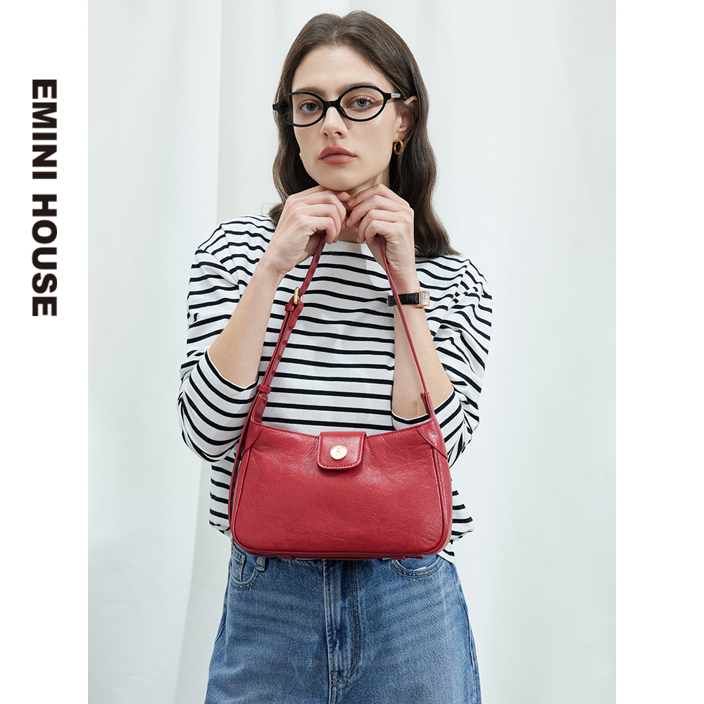 EMINI HOUSE/伊米妮气质法棍包头层牛皮特色红色复古单肩腋下女包