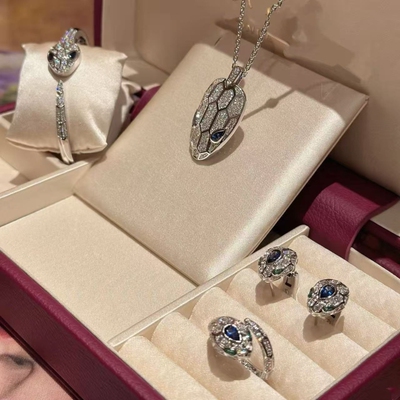 全新高定品质18k金灵蛇手镯女满钻蛇头项链耳环红蓝宝石蛇形戒指