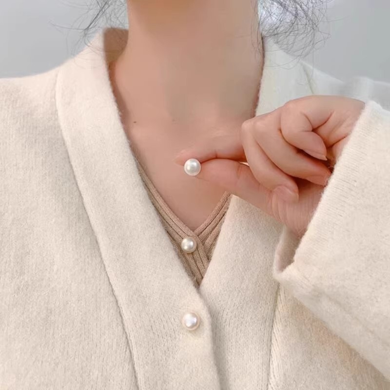 衣服隐形暗扣大领口防走光V领珍珠开衫衣领扣小别针胸针固定神器图片