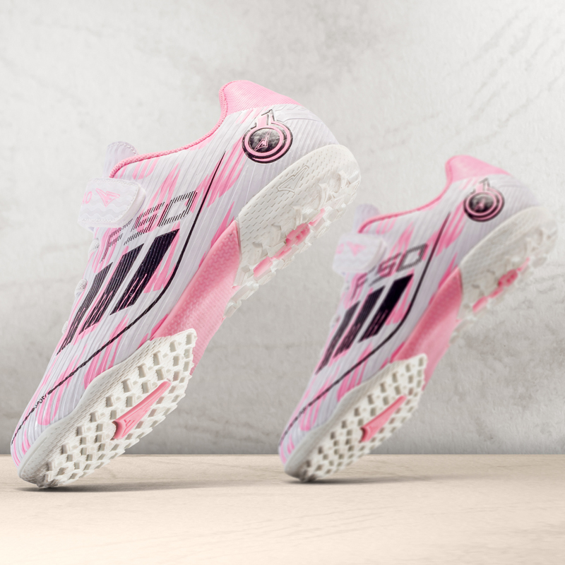 秋季世界杯C罗足球鞋专业草地防滑训练鞋男碎钉鞋儿童学生足球鞋