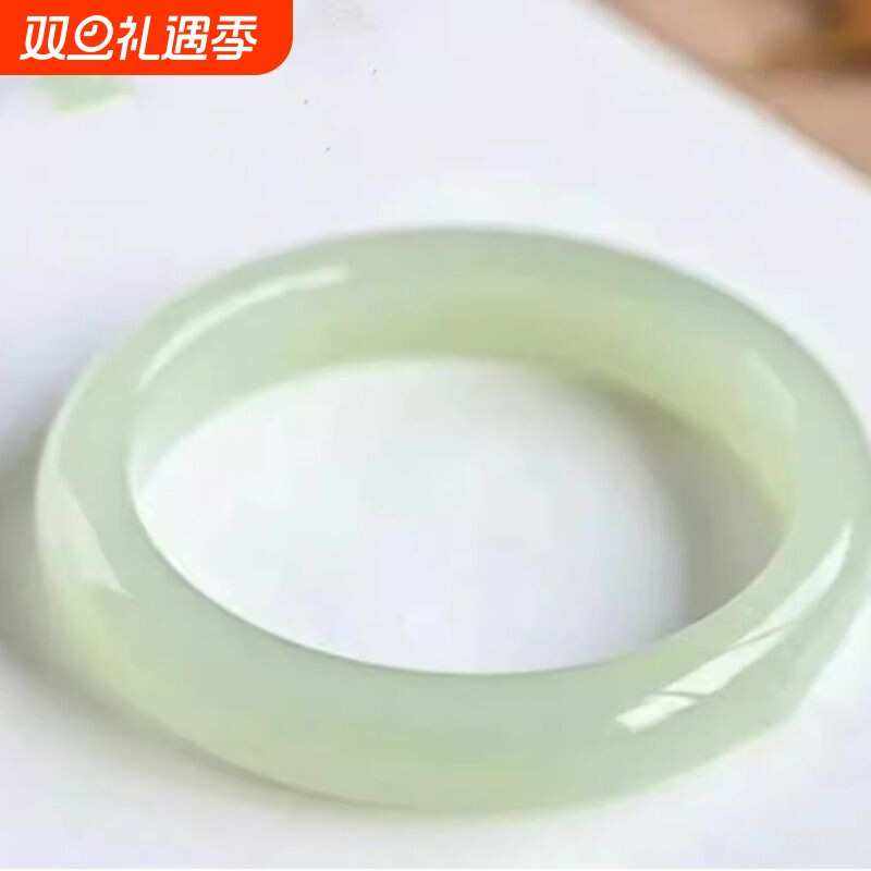 爆款平替新疆仿和田玉手镯青白玉晴水圆条送妈妈女友礼物珠宝玉石