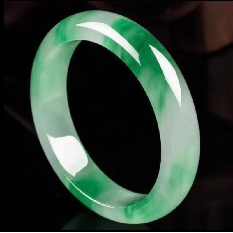 冰种飘绿花浅绿冰绿飘花玉手镯缅甸翡翠手镯玉手镯玉镯女网红同款