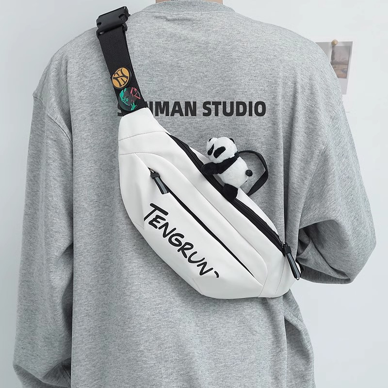 斜挎包男款潮牌潮流胸包男士背包