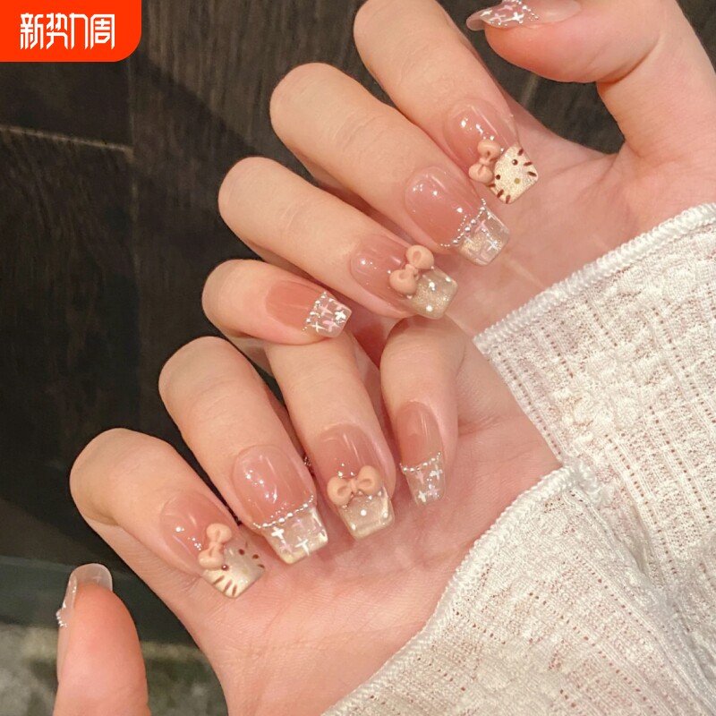 美甲穿戴甲短款可爱kt显白高级猫眼手工蝴蝶结法式爆闪黑皮郁金香