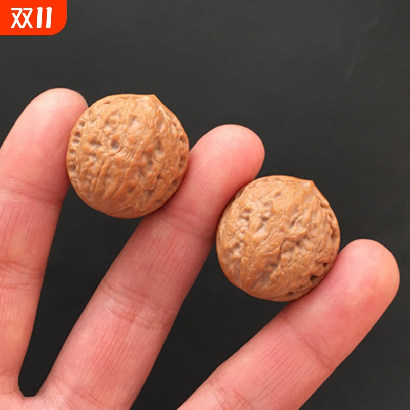 京八棱文玩野生指尖核桃把玩麒麟纹官帽矮桩异形小手捻鹰嘴手把件