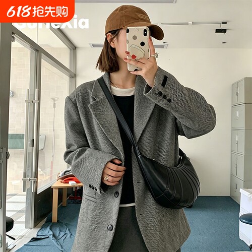 GU HE XIA2026新款女包牛角包小众通勤斜挎包高颜值韩版单肩包