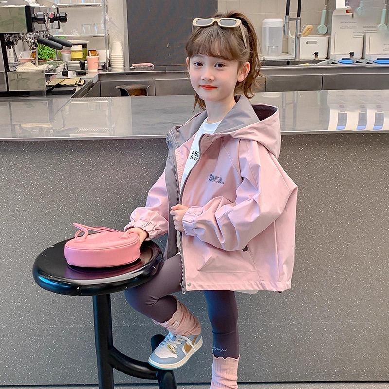 品牌旗舰女童冲锋衣外套春秋季新款洋气小女孩运动连帽上衣可爱潮
