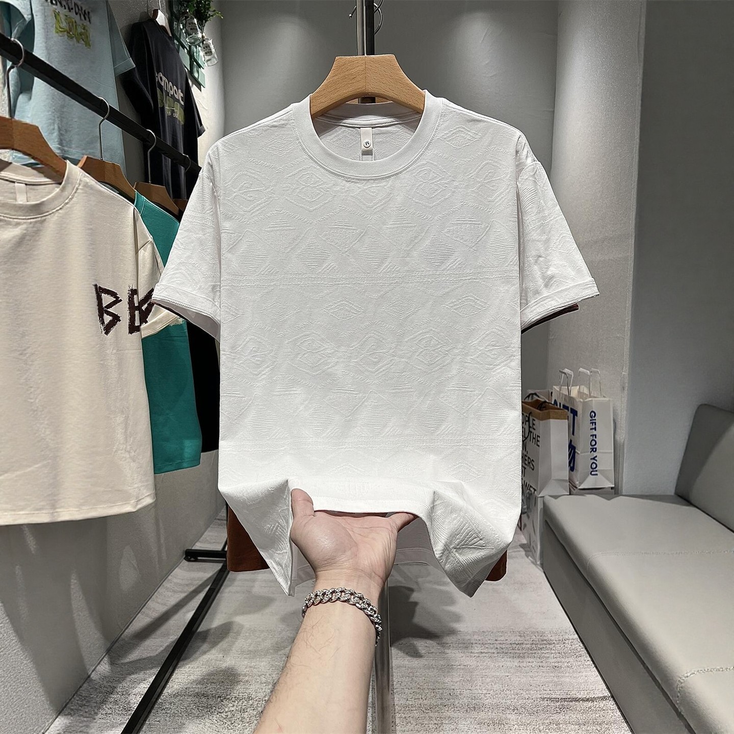 男士短袖t恤衫男款夏季2025新款夏天体桖潮牌男装半袖提花上衣服,男装,T恤,淘宝优惠券,粉丝福利购,淘宝优惠卷