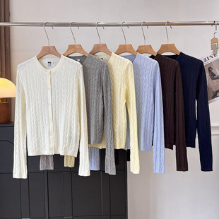 日单复古纽花圆领针织开衫女装春季简约百搭毛衣外套单排扣外套潮