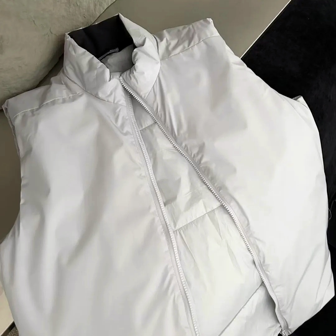 户外狠货！对飙2K+！科技暖马甲