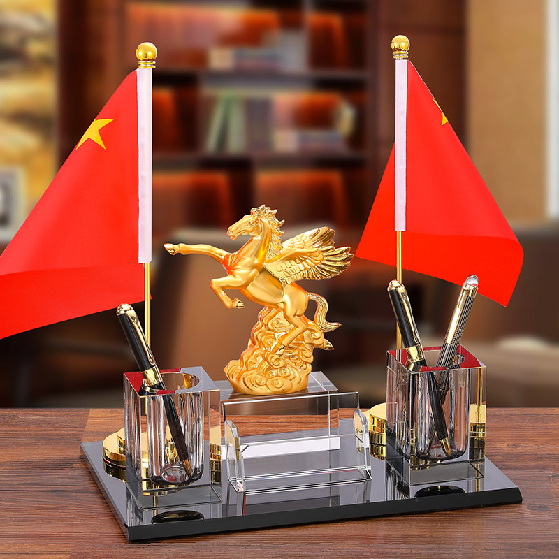 办公室桌面创意装饰国旗水晶党旗国旗摆件会议室五星红旗摆件笔筒名片盒前台摆件商务高档|ruв категории электронный словарь/электрический бумажных книг/канцелярские принадлежности, демонстрация/Показать уведомление товаров, знамя - от Buy2taobao.com для оказания профессиональной услуги покупки агента Taobao