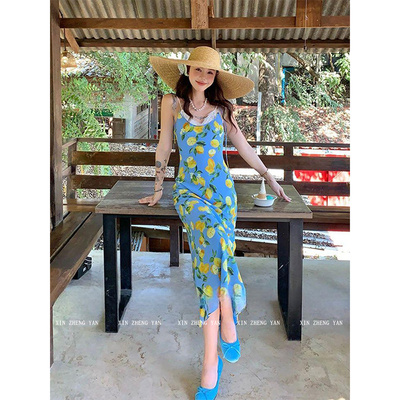 微胖多巴胺柠檬印花吊带裙