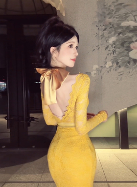XZY 微胖御姐修身V领黄色蕾丝连衣裙女25年冬季露背蝴蝶结包臀裙