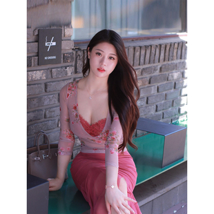 XZY 微胖法式碎花网纱蕾丝拼接上衣女夏季显白包臀鱼尾半身裙套装