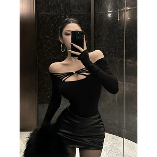 XZY 微胖纯欲交叉镂空打底上衣女25年冬季性感辣妹修身包臀裙套装