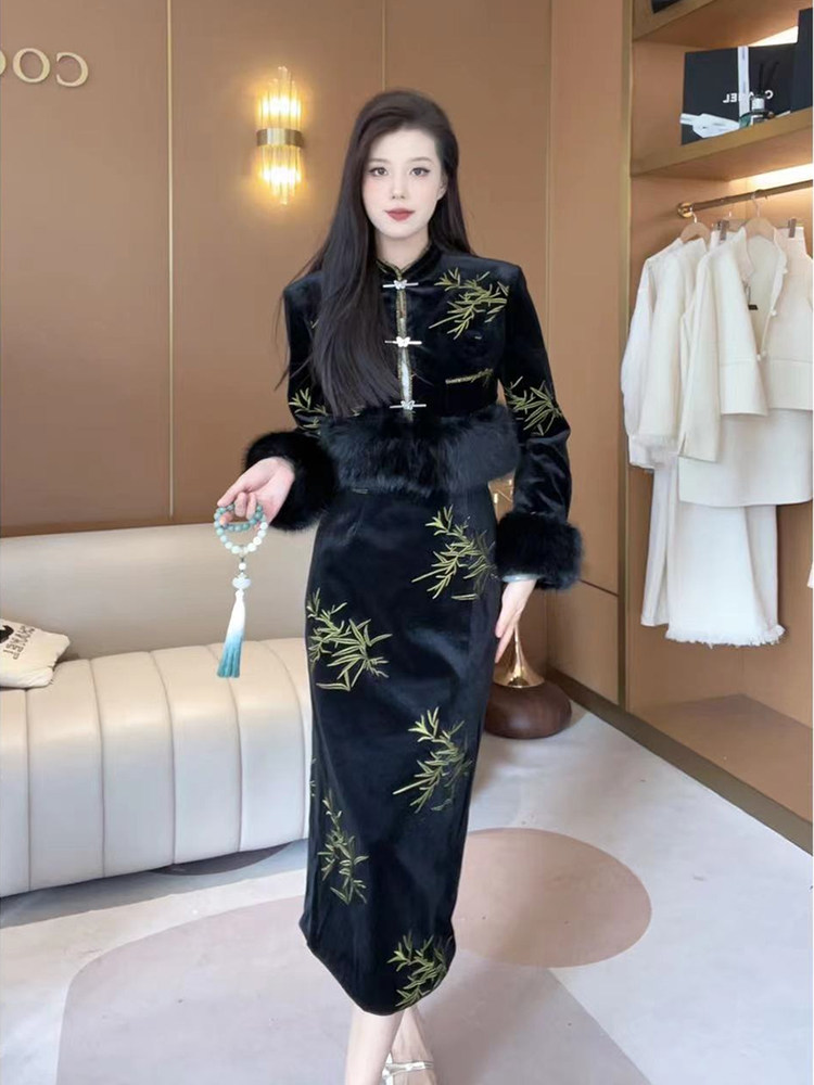 大码新中式国风套装复古高级感重工刺绣立领外套高腰半身裙两件套,女装/女士精品,大码套装,淘宝优惠券,粉丝福利购,淘宝优惠卷