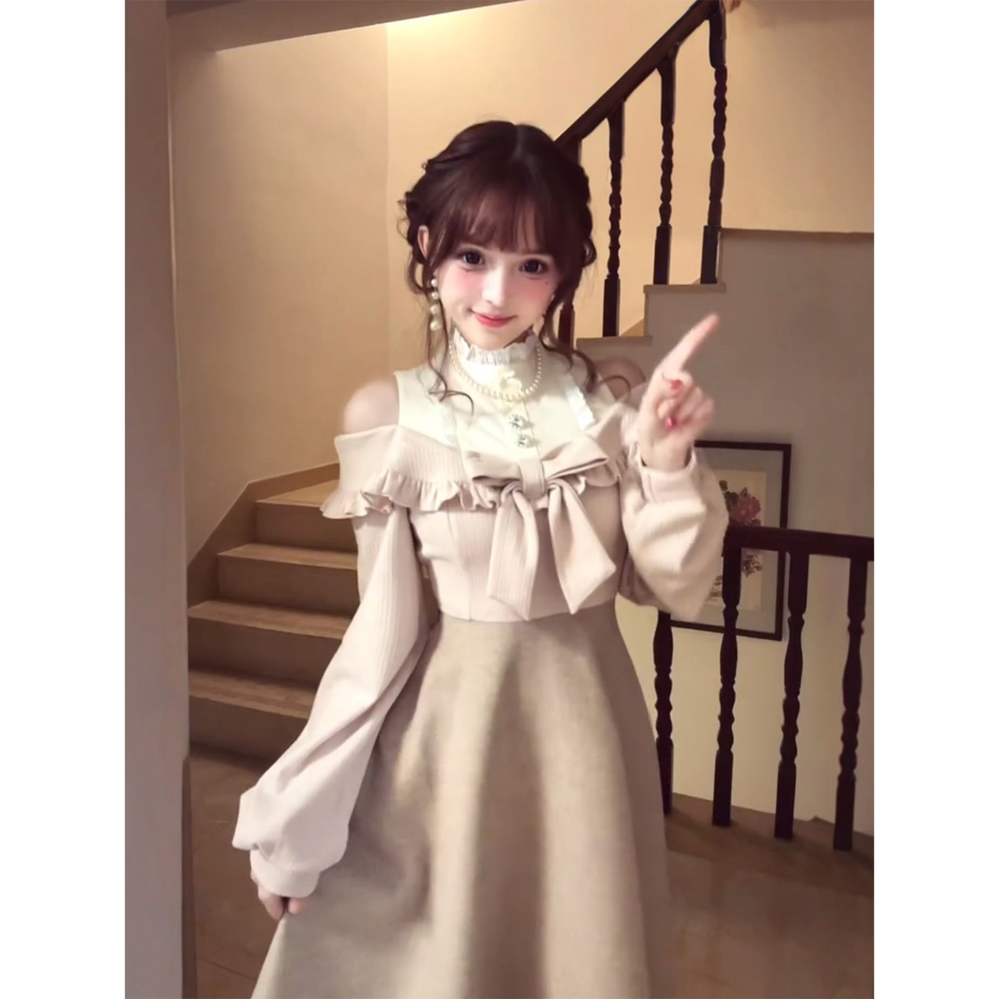 XZY 微胖日系甜美蝴蝶结露肩连衣裙女25年冬季假两件拼接收腰长裙