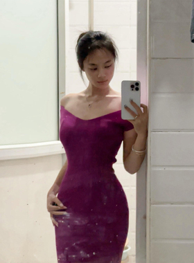 XZY 微胖御姐性感V领紫色针织连衣裙女25年冬季纯欲收腰包臀短裙