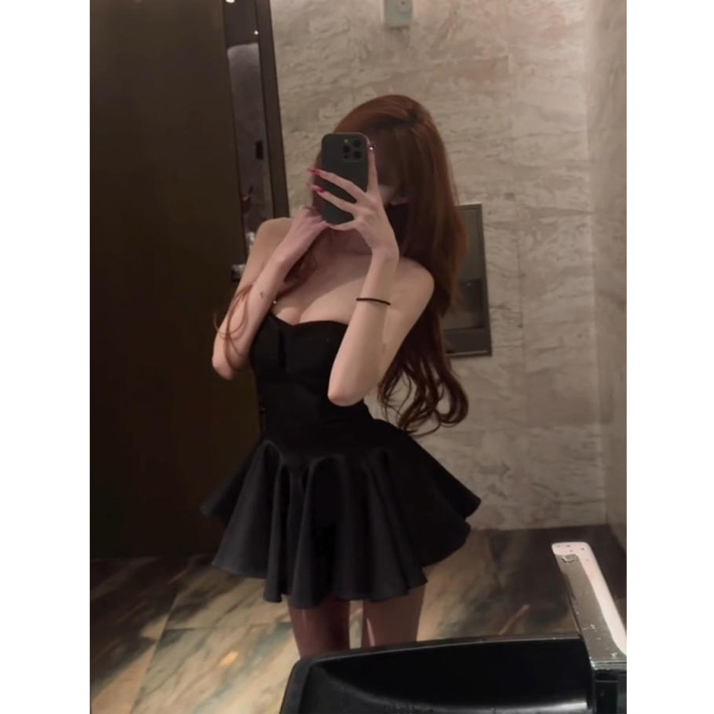 XZY 微胖纯欲甜辣风黑色吊带连衣裙女25年冬季收腰生日蓬蓬小黑裙,女装/女士精品,大码连衣裙,淘宝优惠券,粉丝福利购,淘宝优惠卷