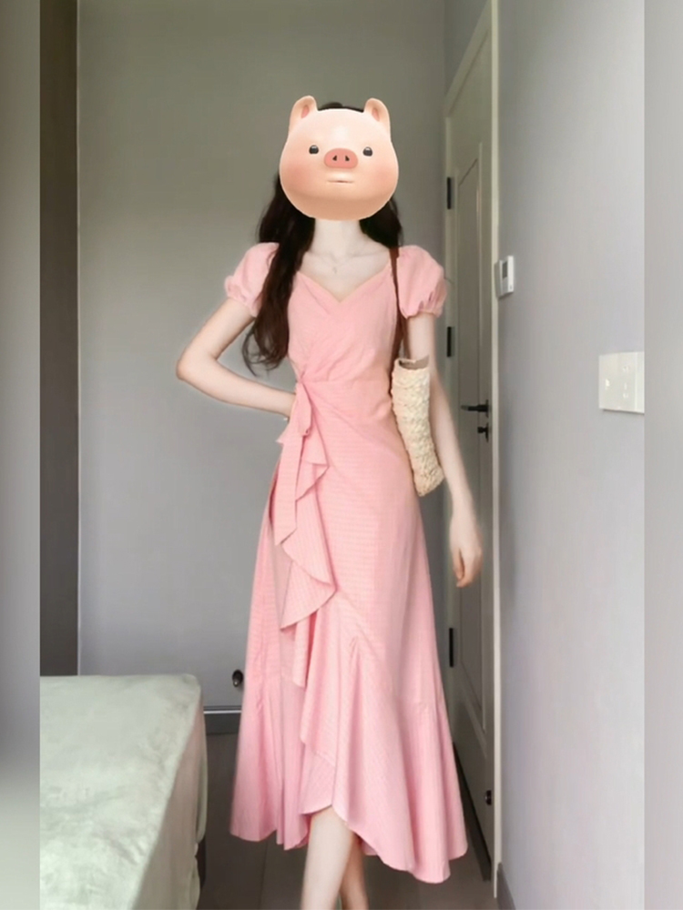 胖mm温柔风法式v领荷叶边连衣裙