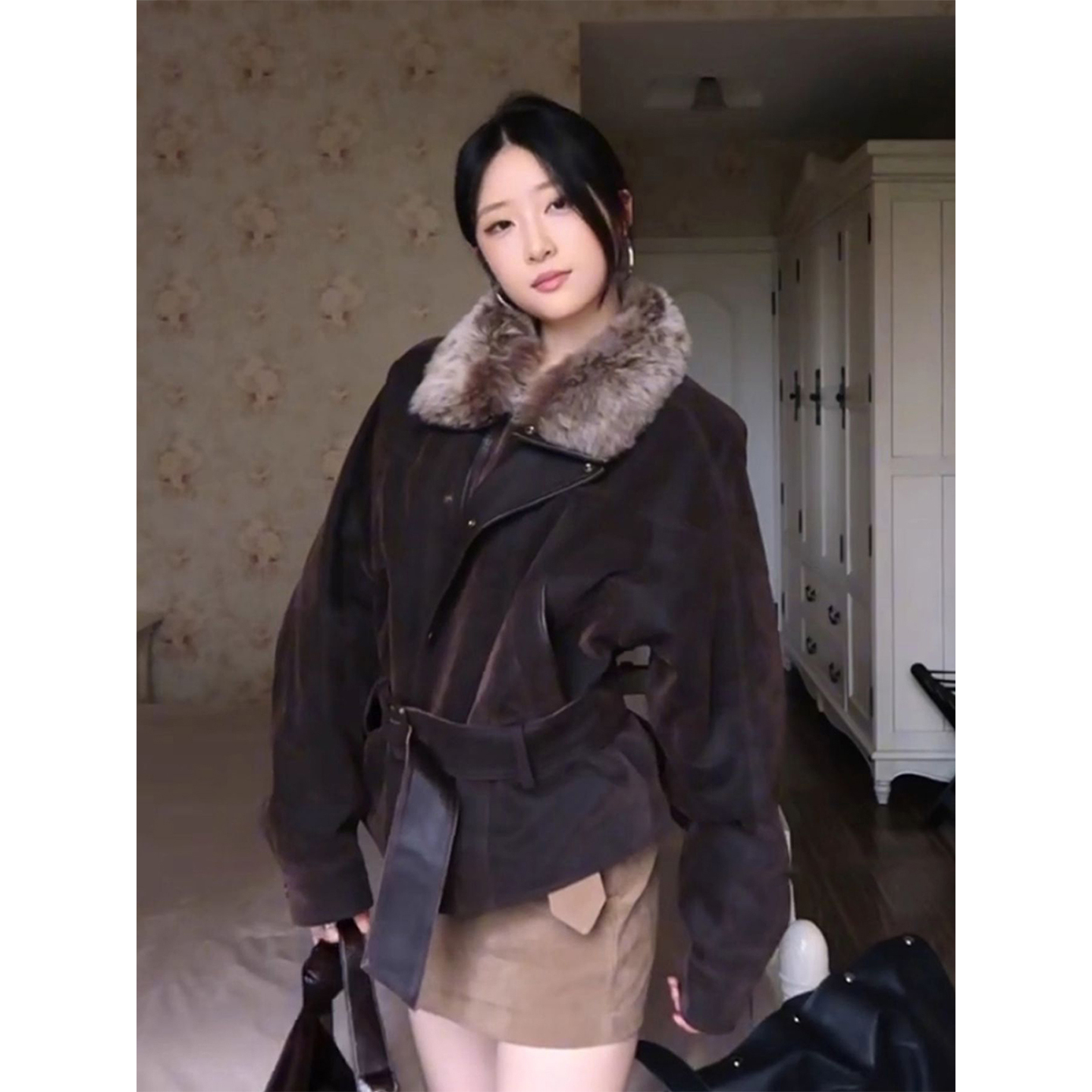 微胖港风复古可拆卸毛领夹克上衣