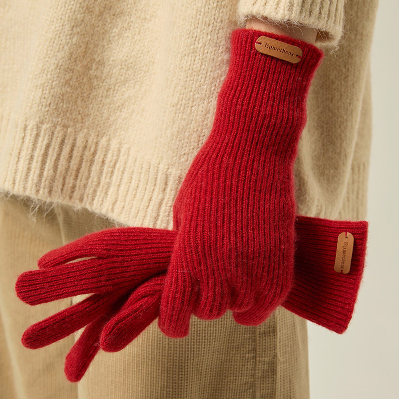 秋冬保暖ins软糯纯色羊毛手套女冬季保暖防寒针织五指可触屏手套