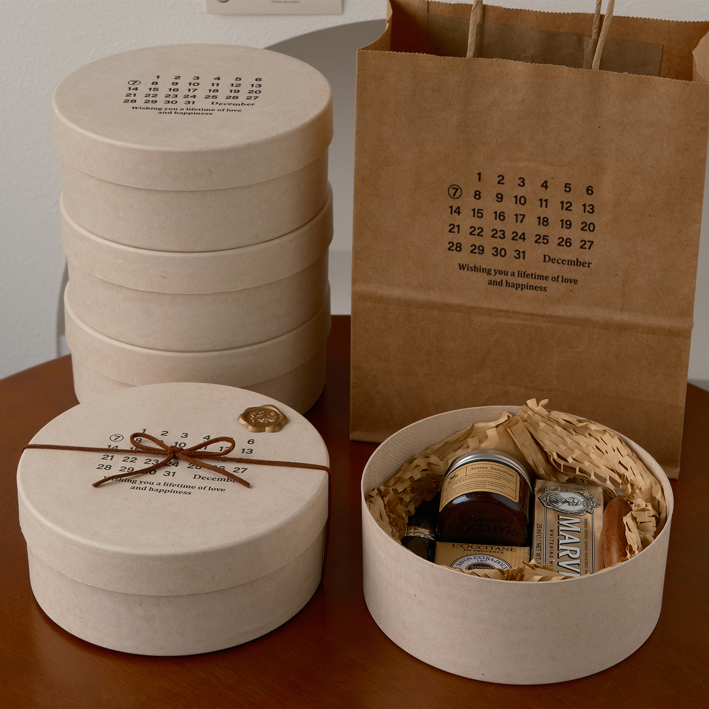 圆形纸浆礼盒订婚结婚宴伴手礼盒情人节圣诞节生日diy礼物盒定制