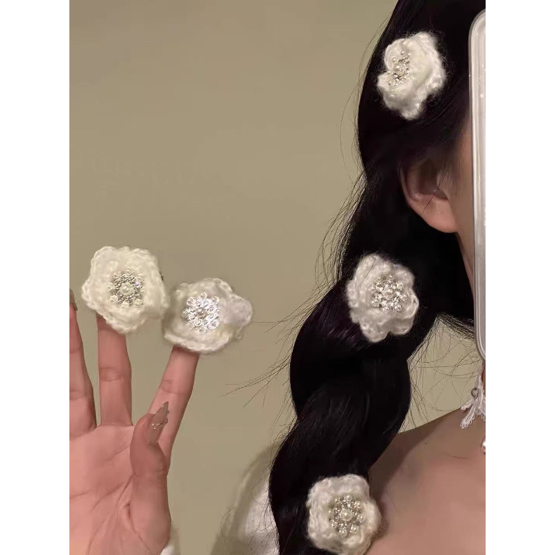白色雪花水钻珍珠针织毛线发夹