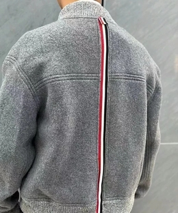 雪尼尔毛材质 男款 手感舒适软糯 外套 后背织带毛呢棒球服长袖