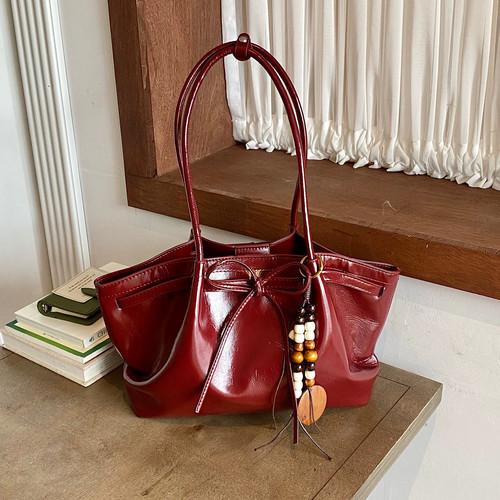 红色软皮大容量托特单肩女包