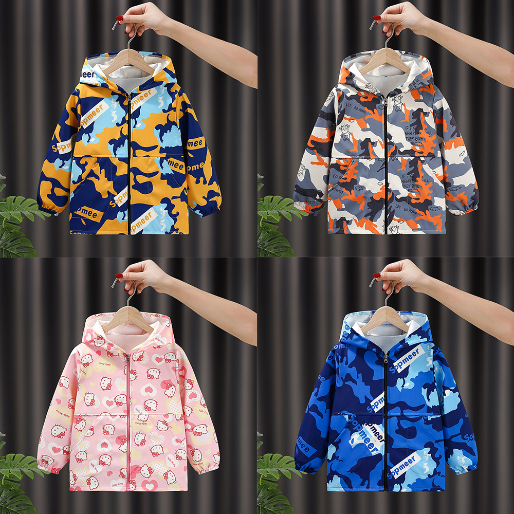 中大童正穿秋冬防脏罩衣