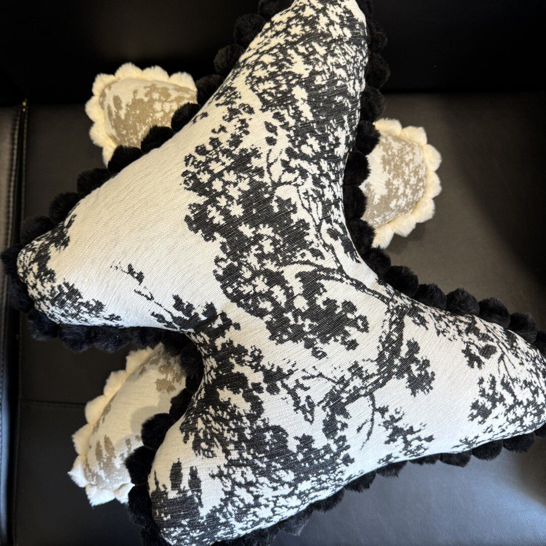 【可拆洗】创意高级感法式复古蝴蝶抱枕沙发床头靠背装饰靠枕四季