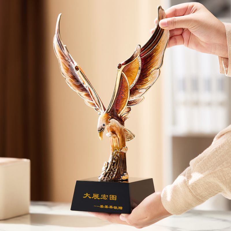 高端大气珐琅彩大展宏图鹰摆件雄鹰工艺品老板办公室桌面装饰摆件