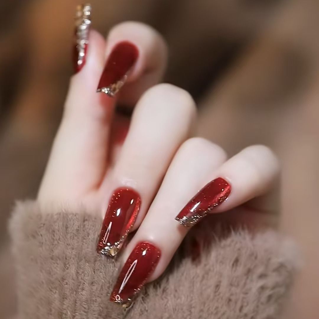 手工穿戴甲新款2024网红晶石美甲猫眼穿戴年秋冬显白红色指甲专用